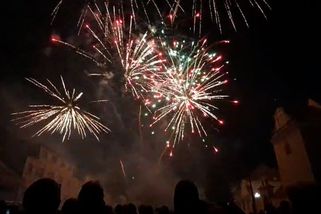 Dvanáctiminutový novoroční ohňostroj v Protivíně. Nic jsme neporušili, tvrdí starosta - Novinky